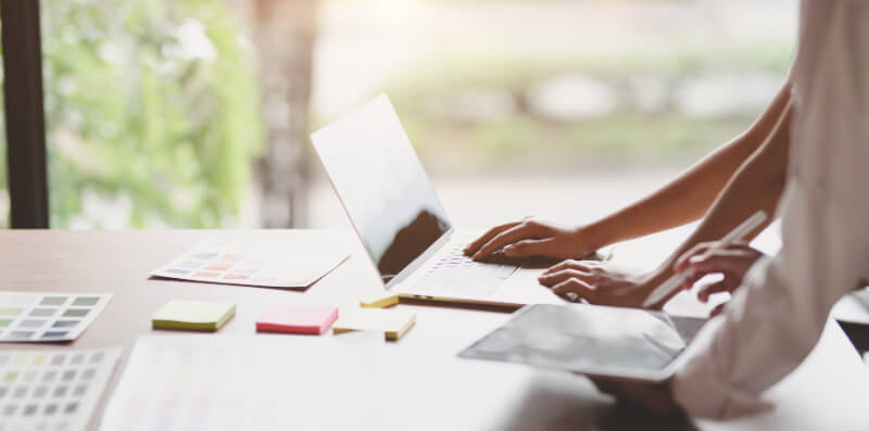 費用が高いWebデザインスクールと安いWebデザインスクールの違い